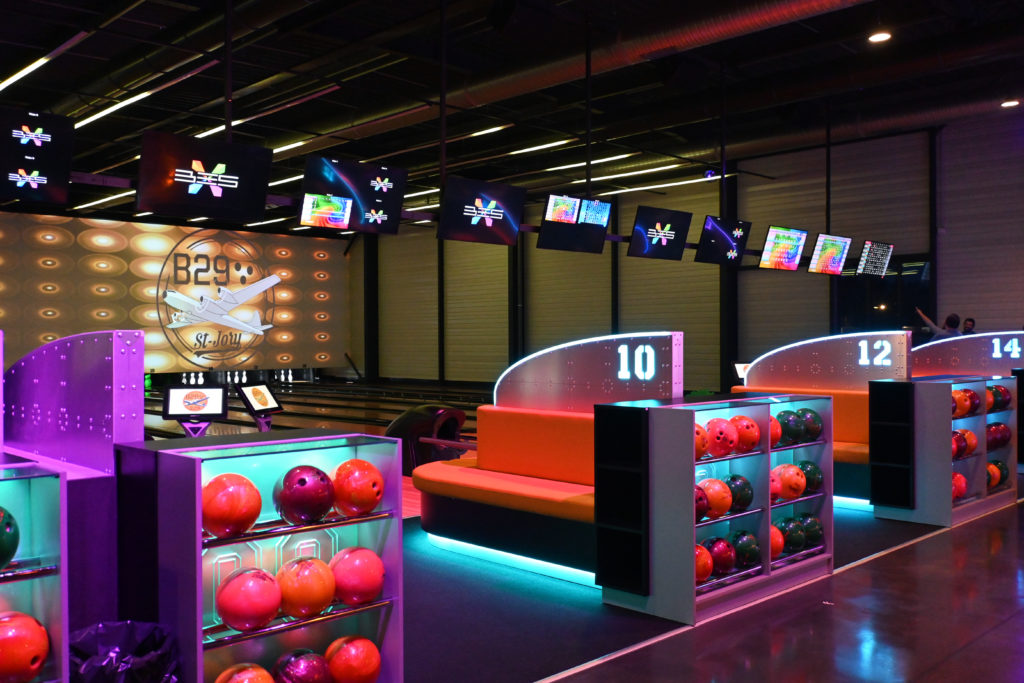 Pistes de bowling du complexe B29 à Saint Jory